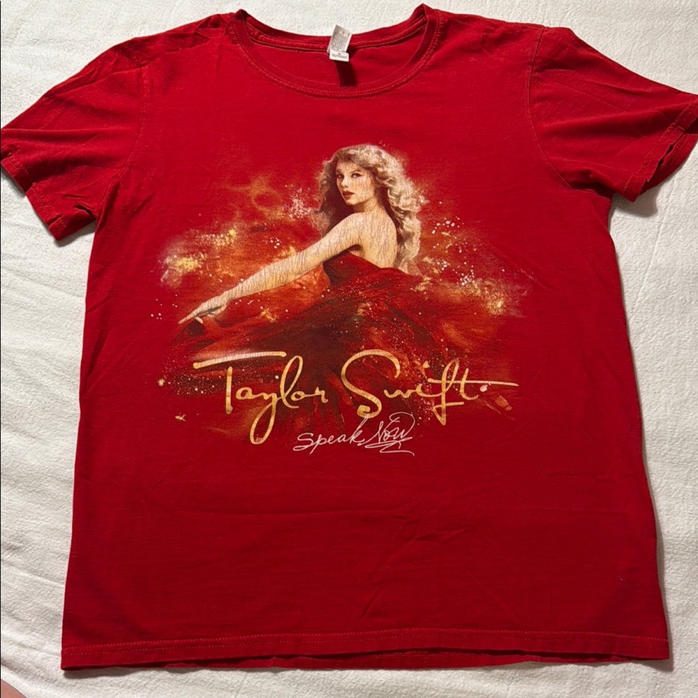 Vintage Taylor Swift Speak Now Tour T-Shirt